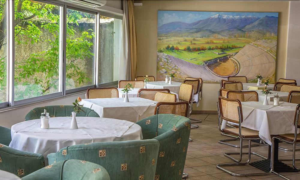 Alexios Hotel Янина Экстерьер фото