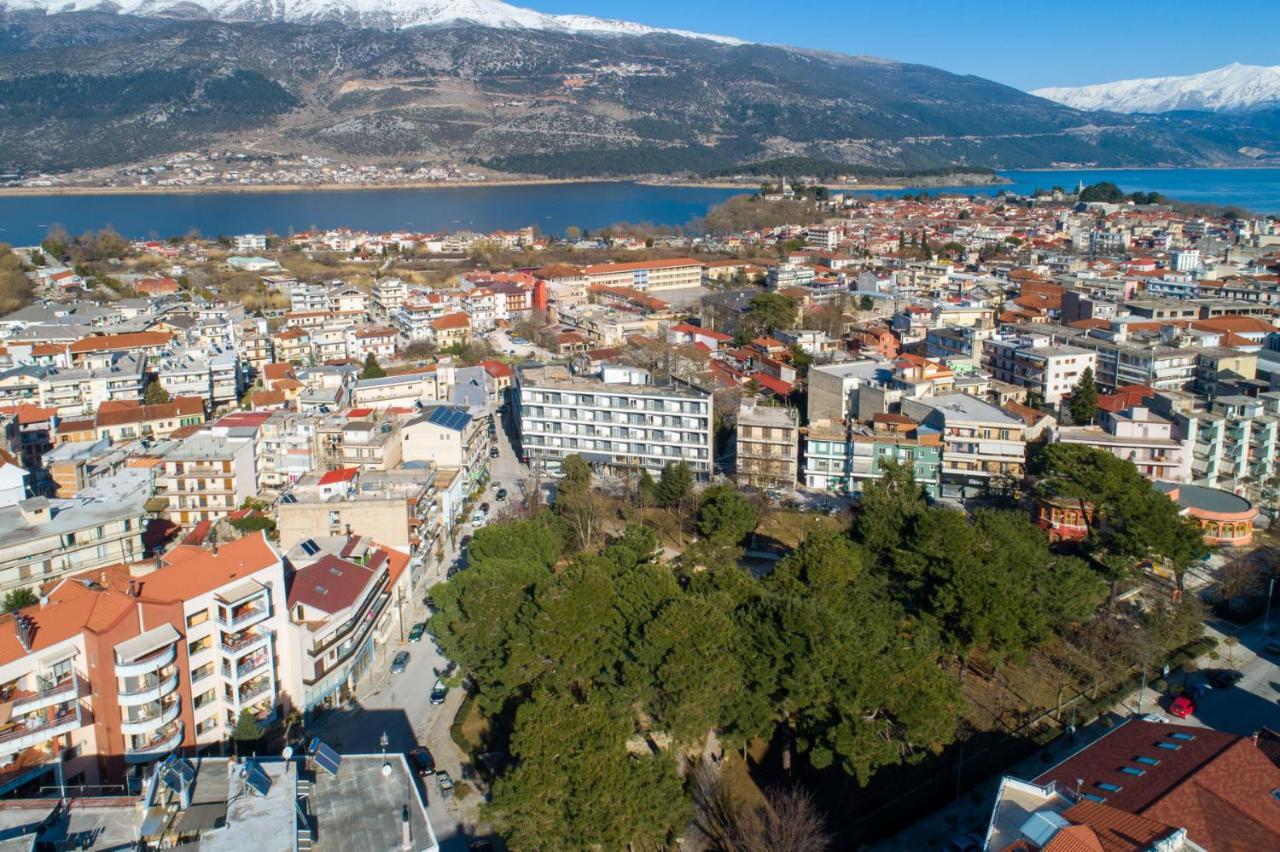 Alexios Hotel Янина Экстерьер фото