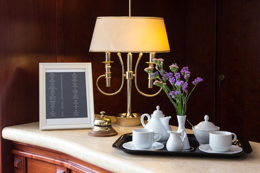 Alexios Hotel Янина Экстерьер фото
